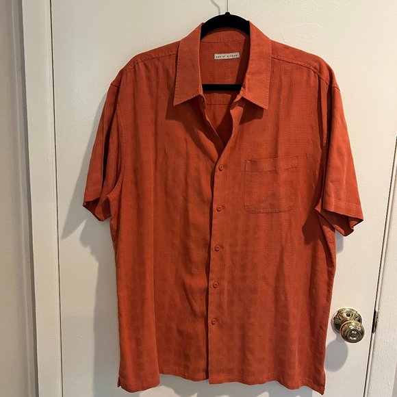 Age of Wisdom Other - Mens Age of Wisdom Rust color short sleeved button down shirt, Size XL